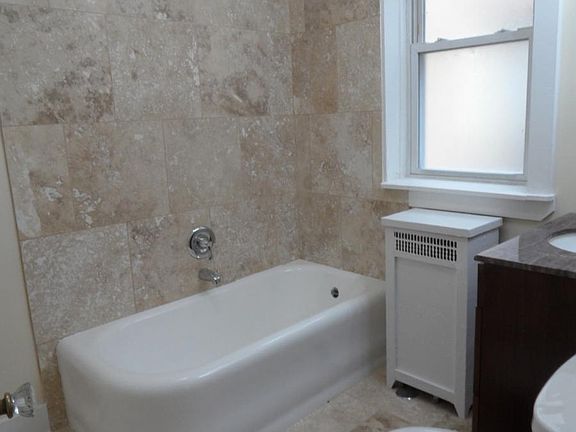 3rd image of 8234 S Paulina St #2