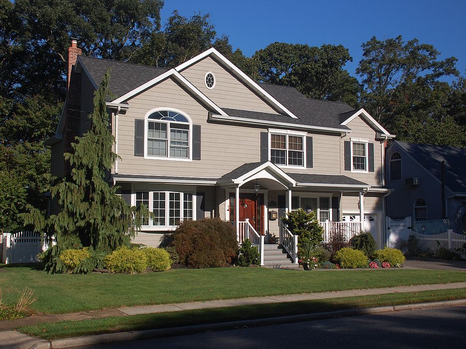 1st image of 1080 Lakeshore Dr