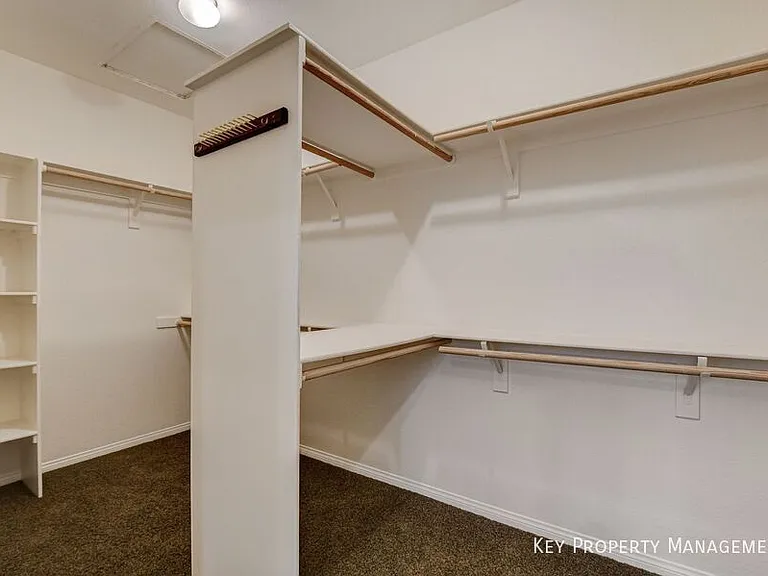 136 Ultra Dr — Photo 11