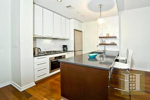 Rented by Halstead Real Estate | media 15