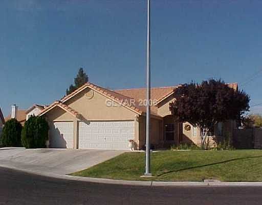 1st image of 6700 Willow River Ct