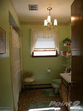 20130924204420031795000000-o