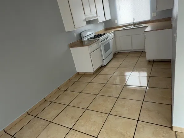 157 N Columbia St #16, Hemet, CA 92544