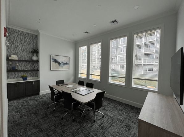 20 Oasis Way #24-401