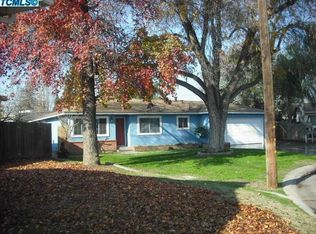 4440 W School Ave NW, Visalia, CA 93291