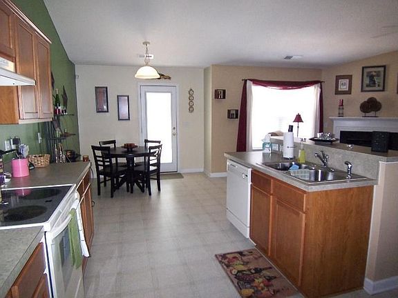 2nd image of 3612 Throughbrook Ct
