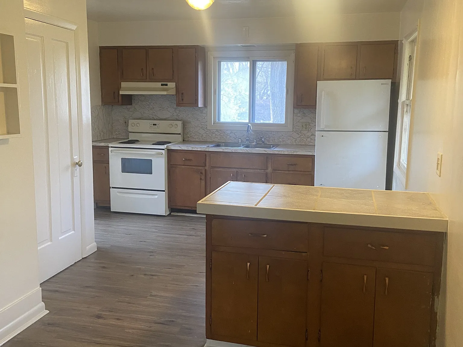 Ganson East Street 1516 - 3 (upper) — Photo 3