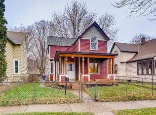 689 Bidwell St, Saint Paul, MN 55107