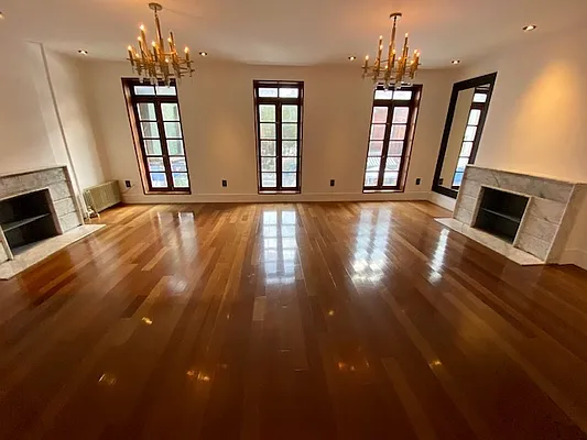 Rented by Sumitomo Real Estate Sales | media 10