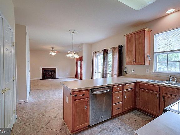 5th image of 20877 Woodland Ct