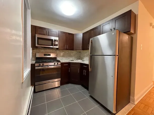 139-21 85th Drive image 3 of 6