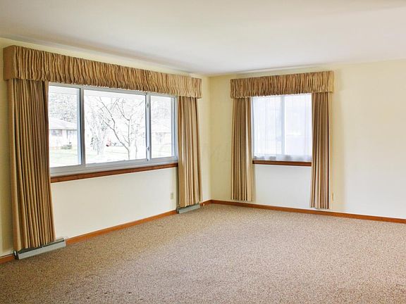 4th image of 1407 Shanley Dr