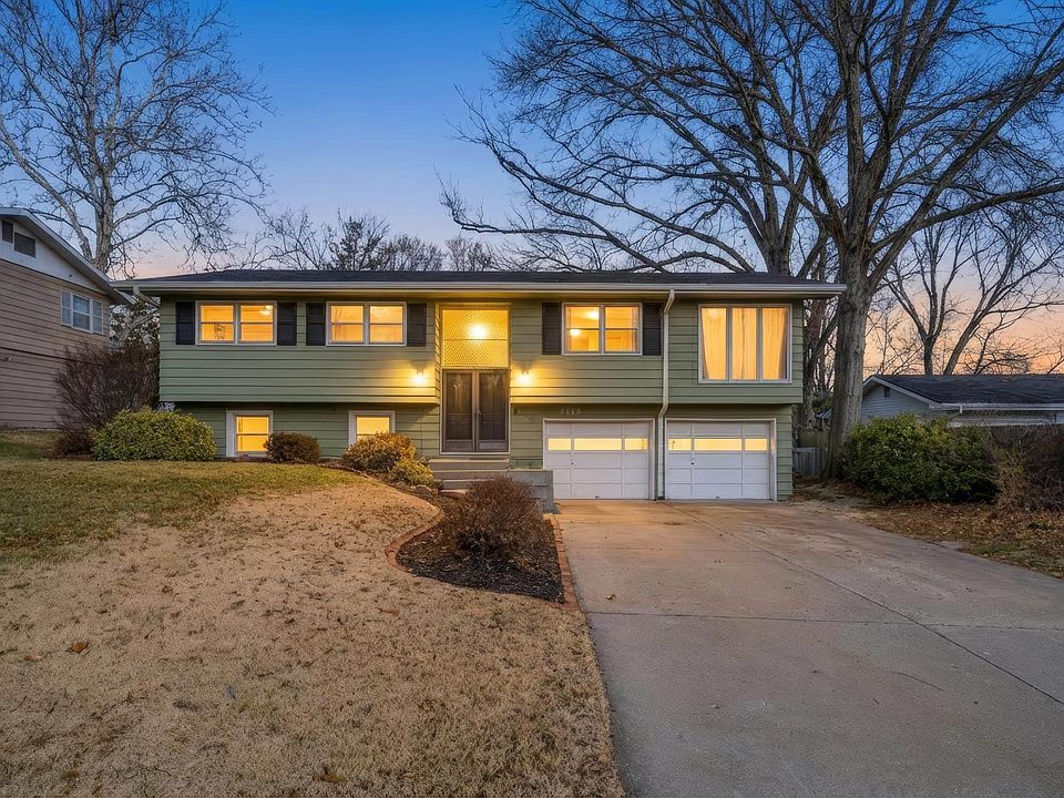 1st image of 2062 Tecumseh Rd