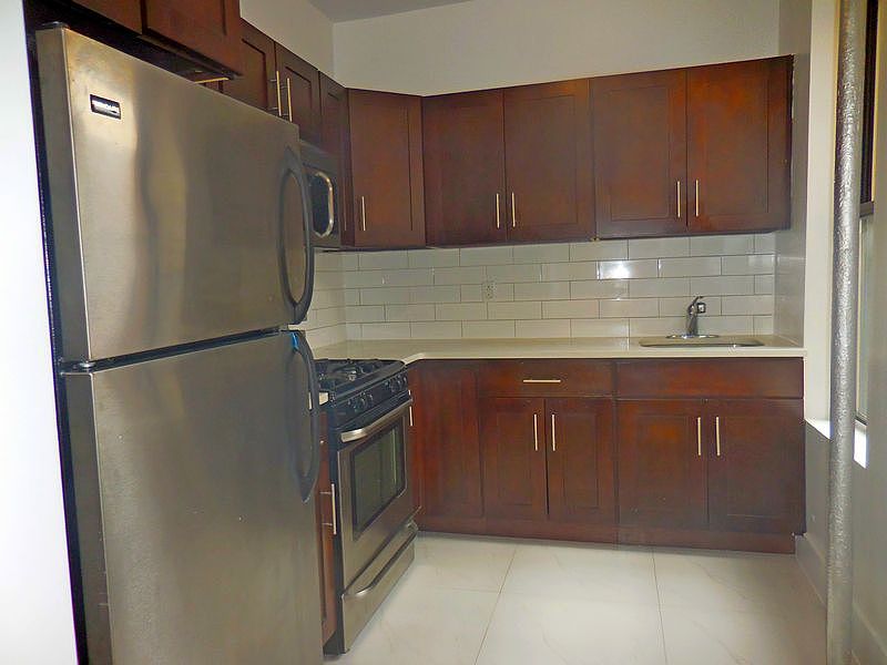 1st image of 535 Lafayette Ave #3