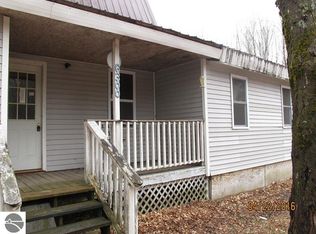 6300 Lavely Ln, Mancelona, MI 49659