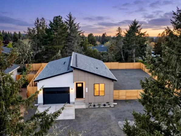 593 Duck lake Drive SE, Ocean Shores, WA 98569