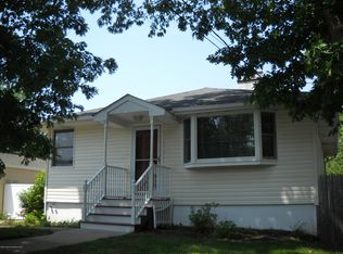 197 Garfield Ave, Island Heights, NJ 08732