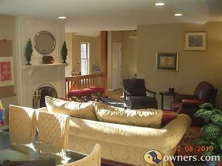 Grand-sized Living Room