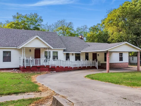 401 N Washington Ave, Wagoner, OK 74467