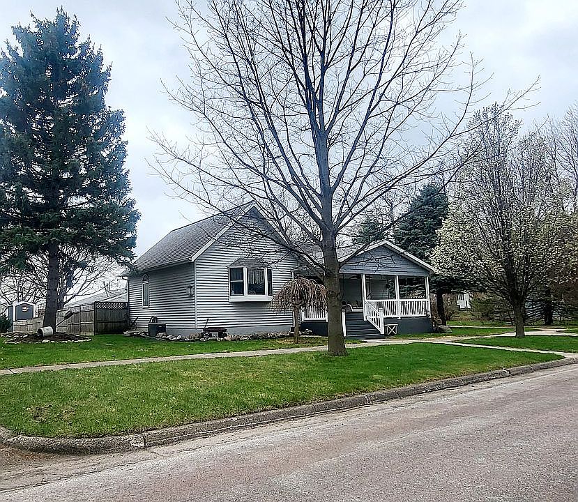 129 E 4th St, Glidden, IA 51443 Zillow