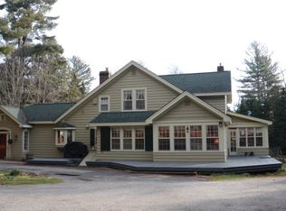 117 Glenwood Dr, Saranac Lake, NY 12983