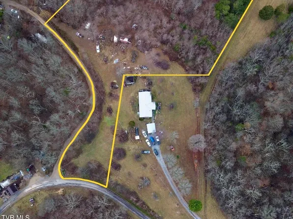 Troy Morelock Ln, Greeneville, TN 37743