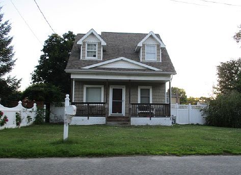 2nd image of 19 2nd St