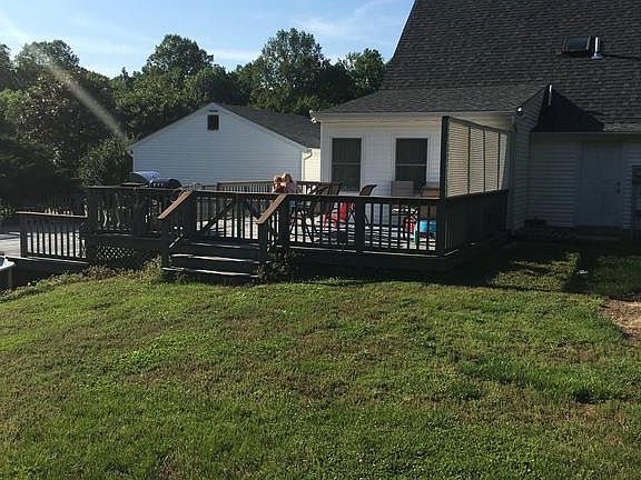 4th image of 40 Sun Park Ln