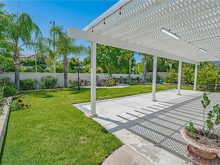 25910 Tennyson Ln — Photo 23
