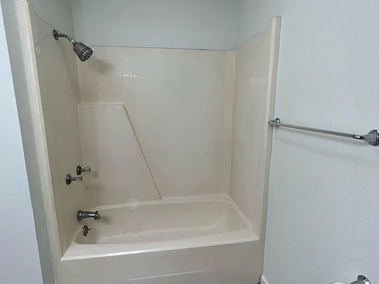 527 Parkdale Dr — Photo 20