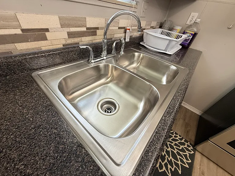 Kitchen sink