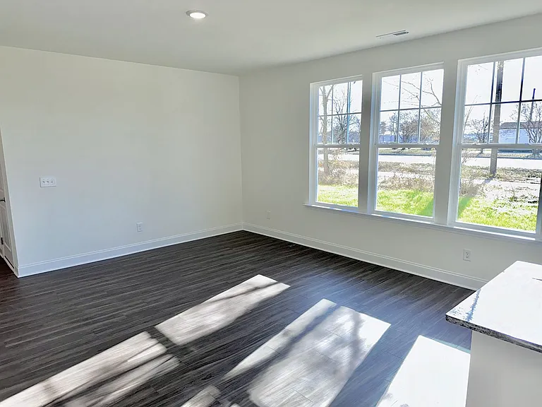 156 Wildflower Cir — Photo 7