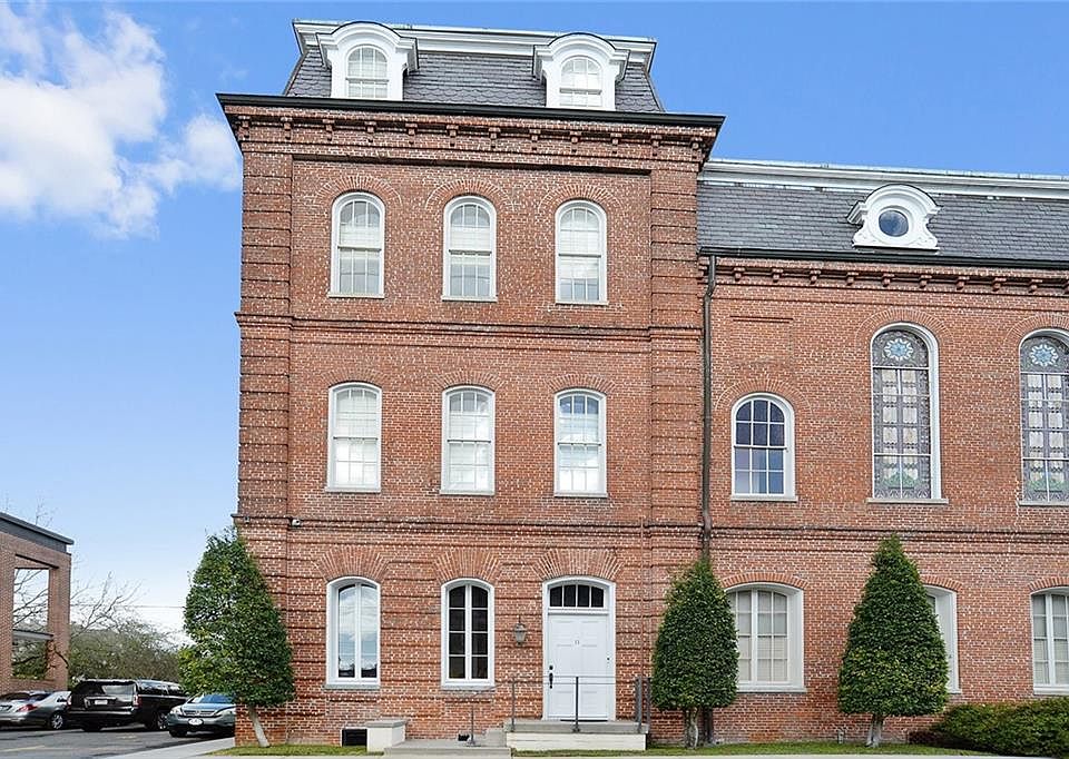 1st image of 1314 Napoleon Ave Unit 11