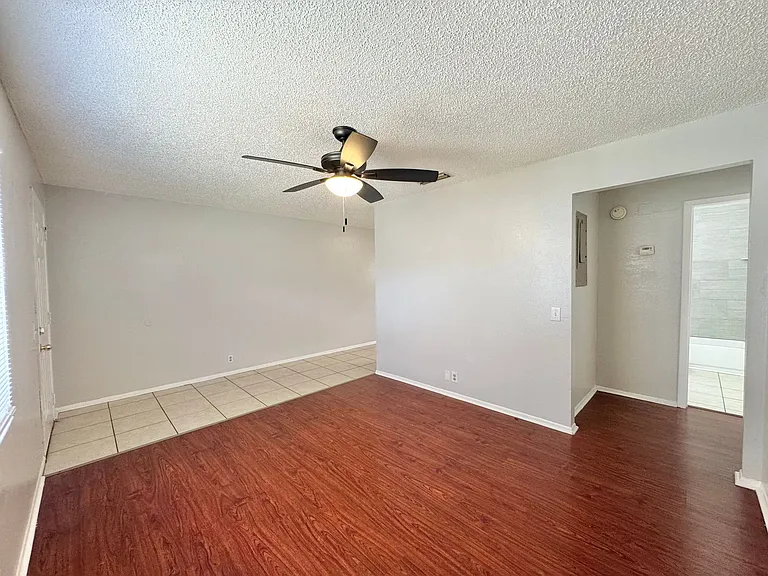 5665 Struthers Ct — Photo 26