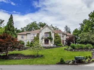 15 Aspen Dr, North Caldwell, NJ 07006