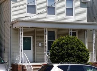 320 71st St #2, Guttenberg, NJ 07093
