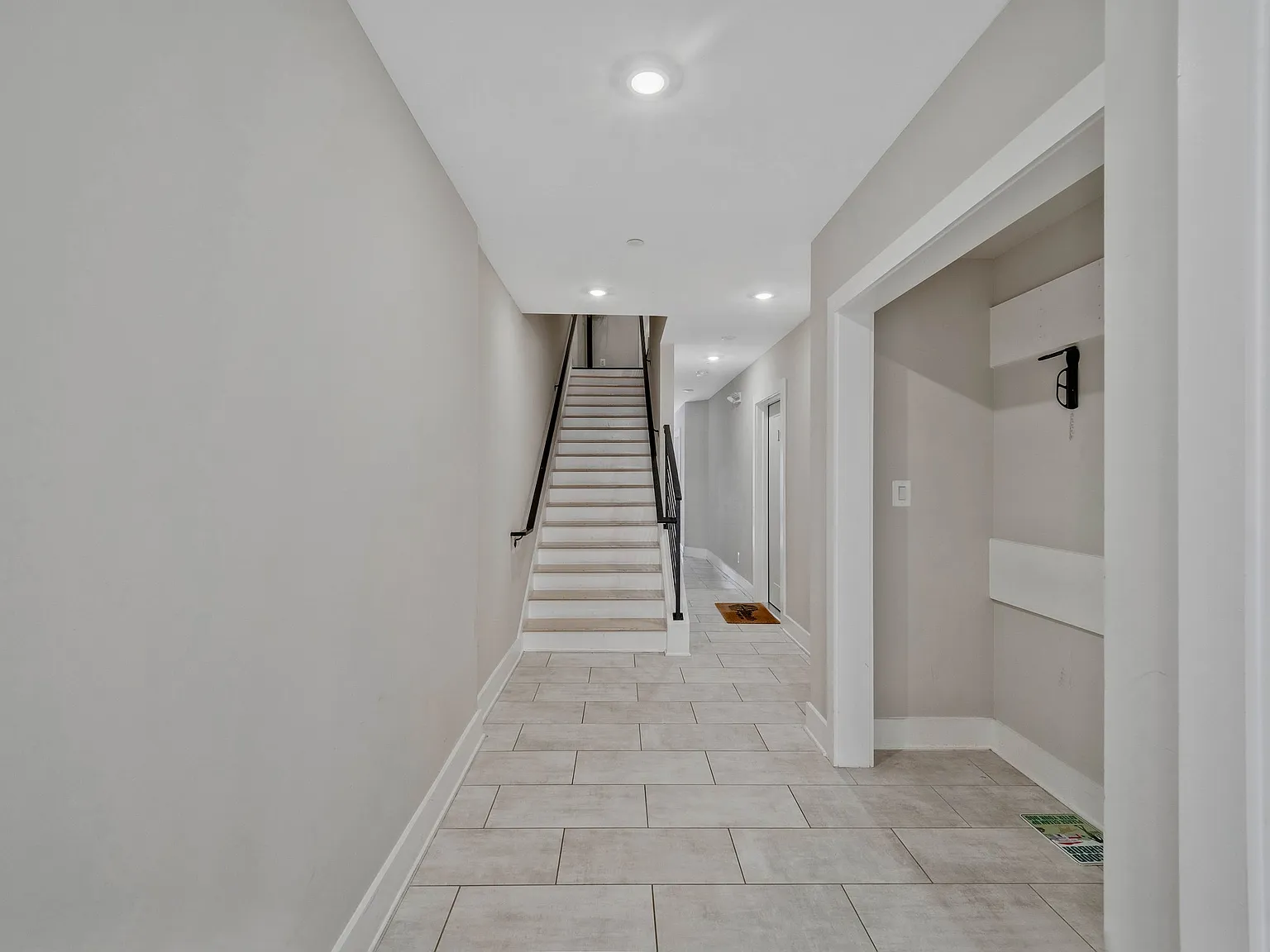 2 bed, 551 sqft, $2,500 — Photo 4