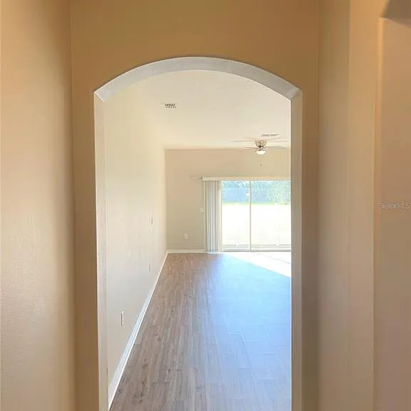 4011 Winding Vine Dr — Photo 3