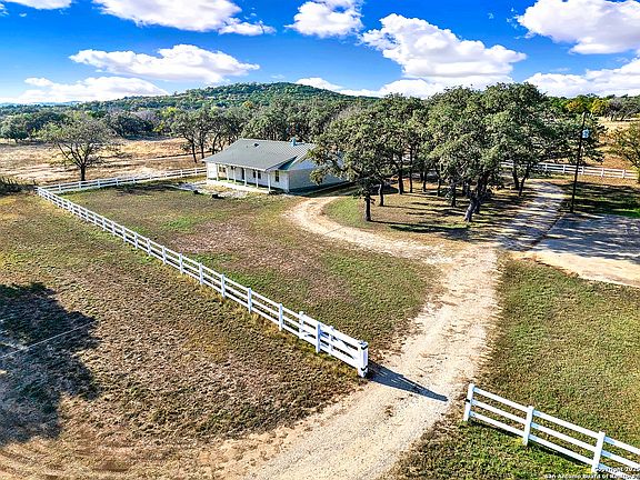 4th image of 16103 State Highway 16 N