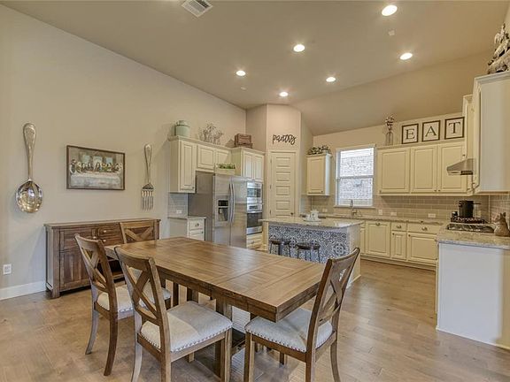 5th image of 3712 Kearney Ln