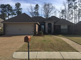 334 Austin Cir, Brandon, MS 39047