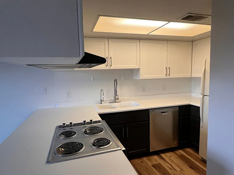 1957 Mesquite Ave #51 — Photo 10