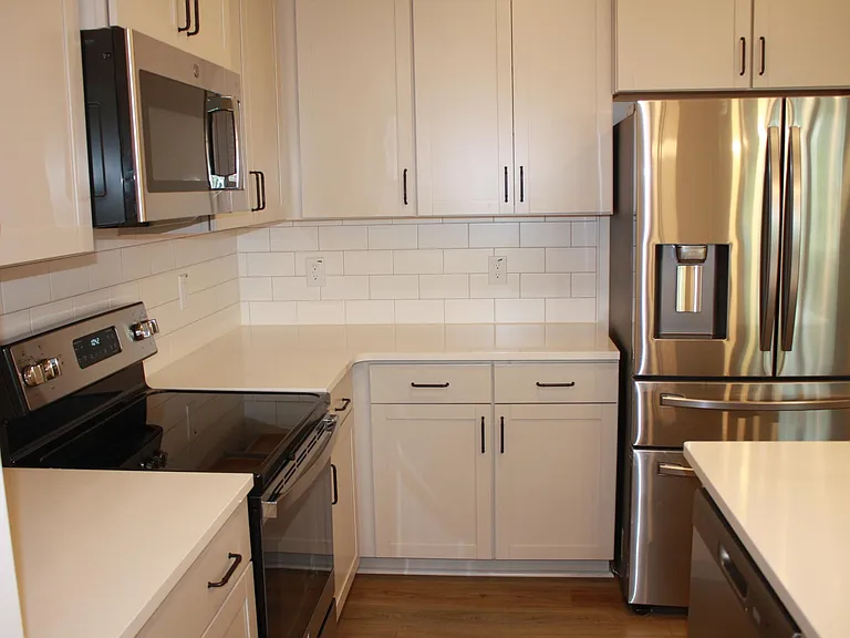 7803 Flatrock Park Dr — Photo 18