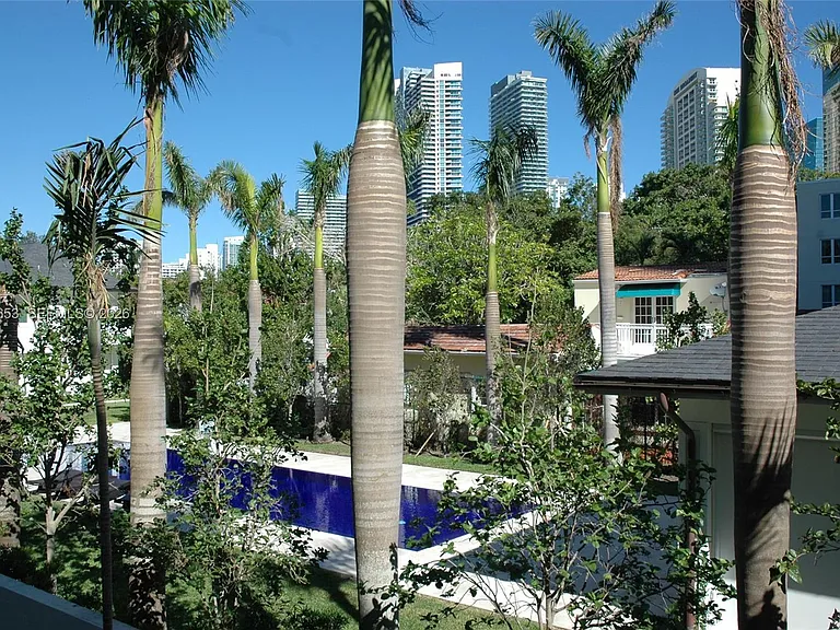 1650 Brickell Ave #110 — Photo 7