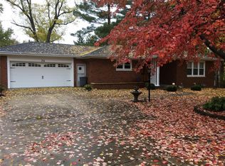 214 Thomas Ter, Edwardsville, IL 62025