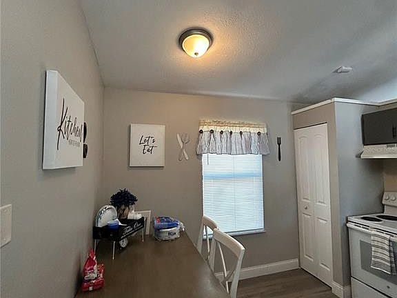 5th image of 1395 COX AVENUE NW