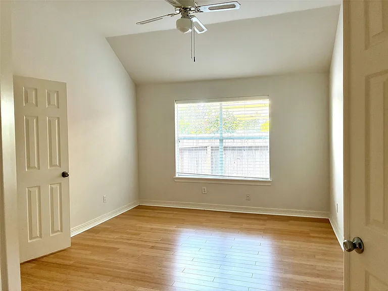 2203 Summer Bay Ct — Photo 16