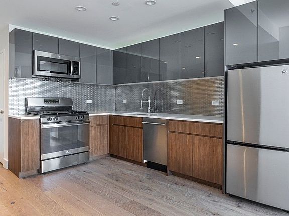 4th image of 69 E 125th St APT 6E