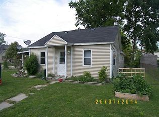 305 Spruce St, Mount Morris, MI 48458