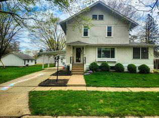 105 S Linn St, Shannon, IL 61078